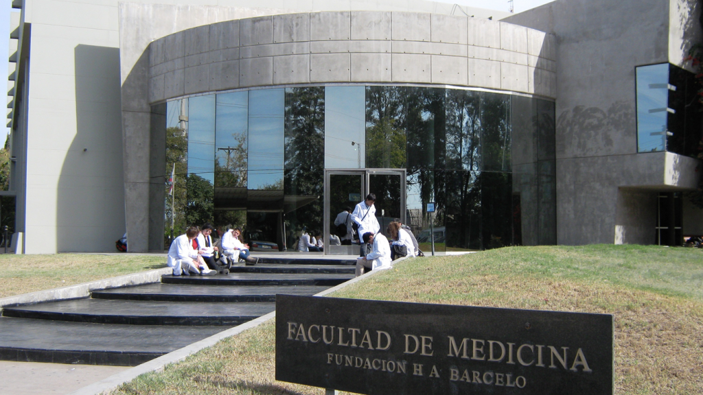 Faculdade de Medicina na Argentina