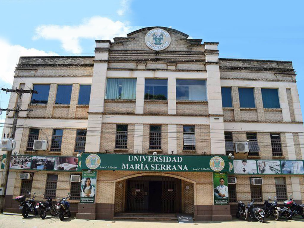 Mar&iacute;a Serrana Faculdade de Medicina