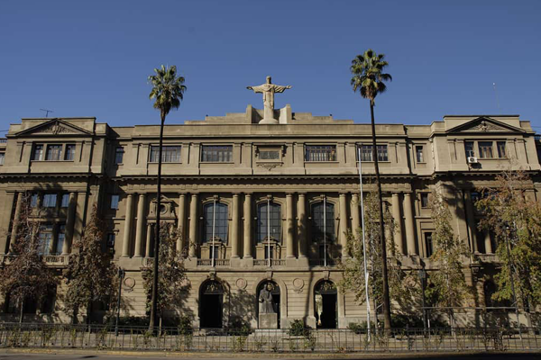Pontifícia Universidade Católica de Chile
