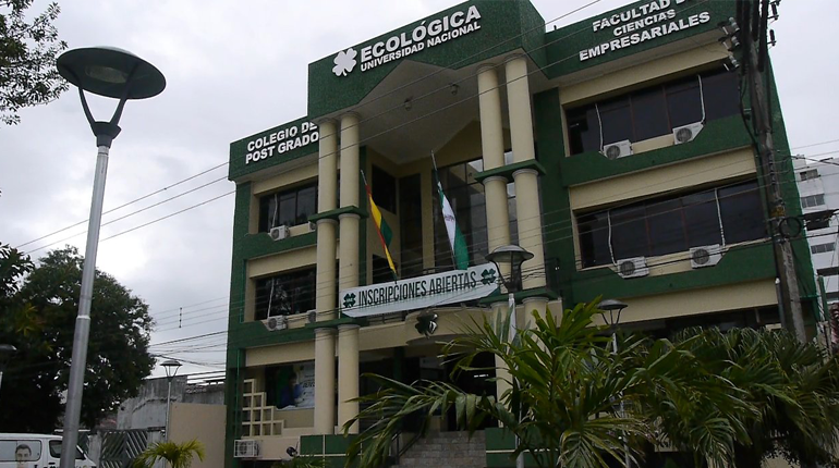 Medicina na Bolívia - Universidade Nacional Ecológica